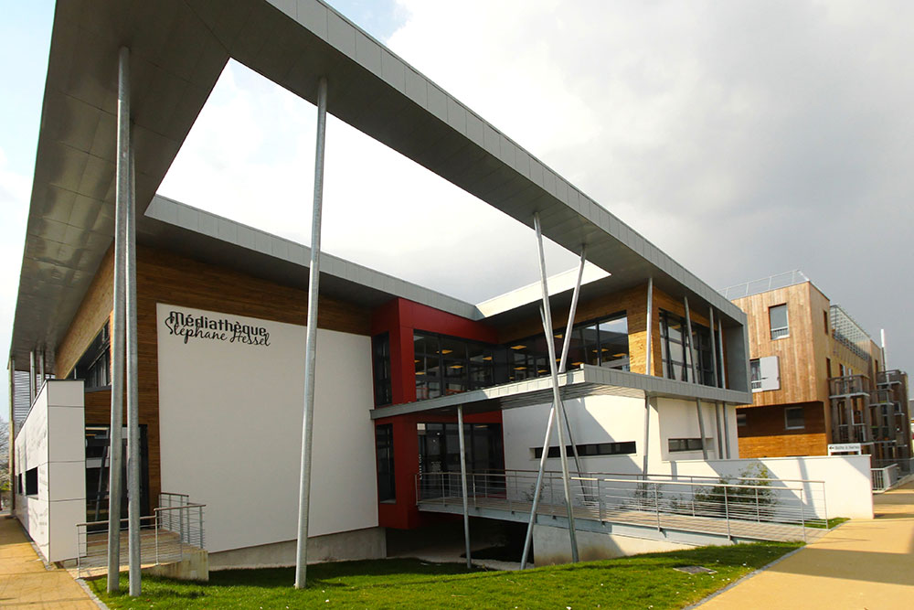 MÉDIATHÈQUE STÉPHANE HESSEL | 2013